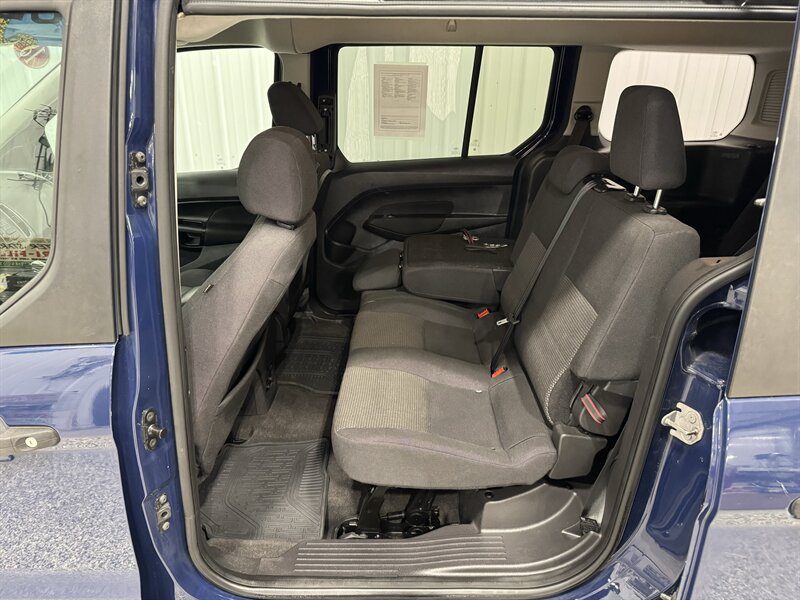 2018 Ford Transit Connect XL - Photo 11 - Rochelle, IL 61068