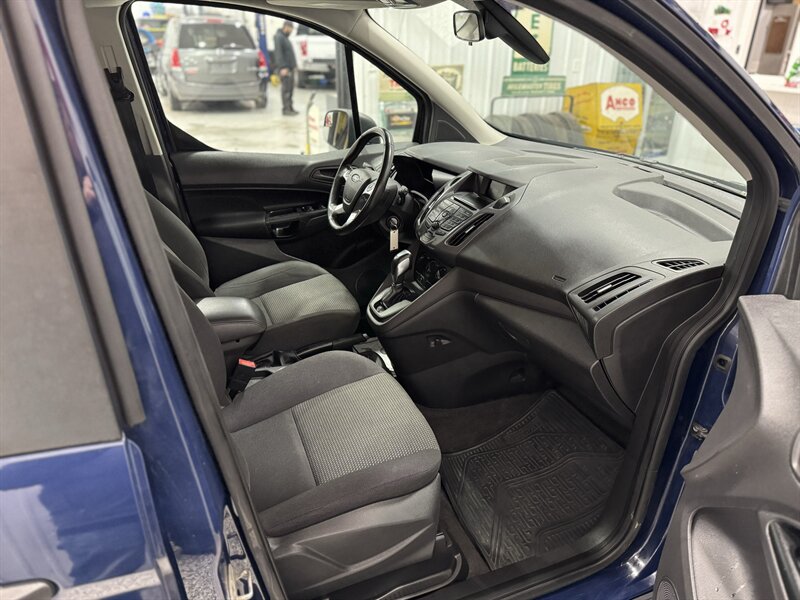 2018 Ford Transit Connect XL - Photo 15 - Rochelle, IL 61068