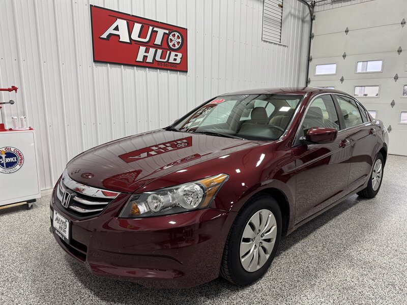 2012 Honda Accord LX   - Photo 1 - Rochelle, IL 61068