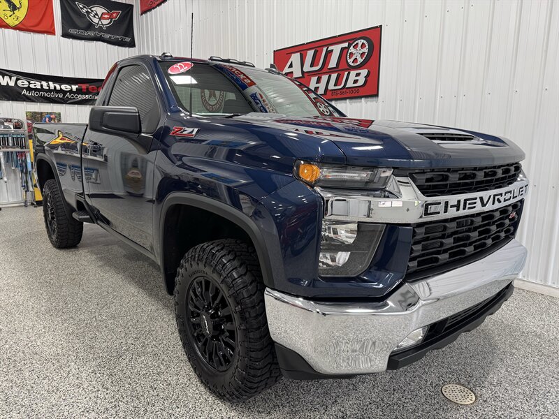 2022 Chevrolet Silverado 2500HD LT   - Photo 4 - Rochelle, IL 61068