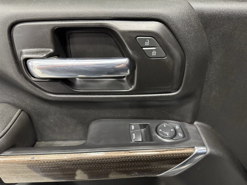 2022 Chevrolet Silverado 2500HD LT   - Photo 13 - Rochelle, IL 61068