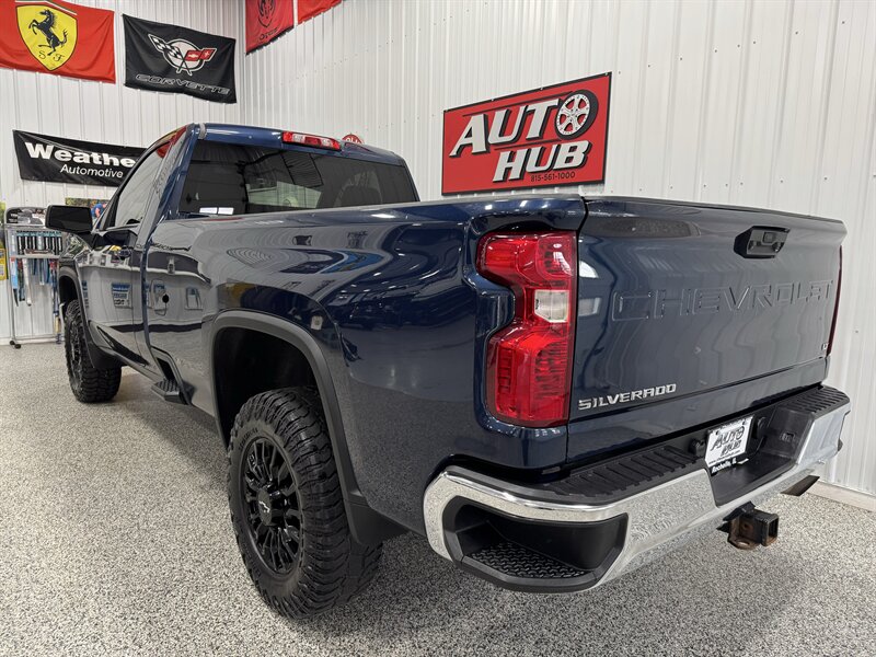 2022 Chevrolet Silverado 2500HD LT   - Photo 20 - Rochelle, IL 61068
