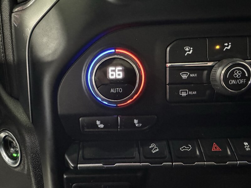 2022 Chevrolet Silverado 2500HD LT   - Photo 12 - Rochelle, IL 61068