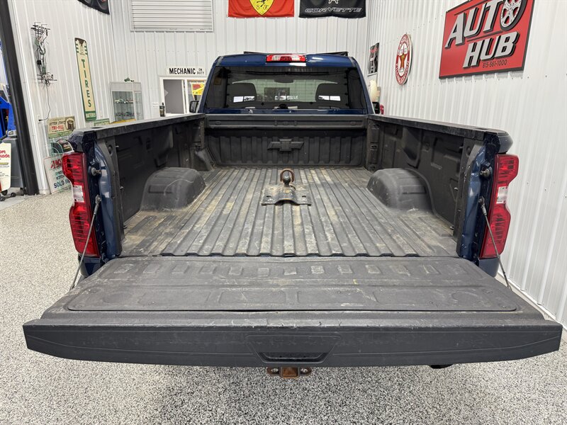 2022 Chevrolet Silverado 2500HD LT   - Photo 16 - Rochelle, IL 61068