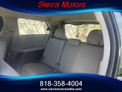2020 Toyota Sienna XLE 8-Passenger   - Photo 12 - North Hollywood, CA 91606