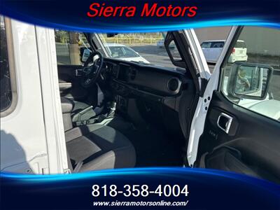 2022 Jeep Wrangler Unlimited Rubicon 4x   - Photo 8 - North Hollywood, CA 91606