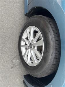 2025 Toyota Camry LE - Photo 14 - North Hollywood, CA 91606