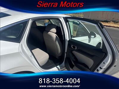 2022 Honda Civic LX   - Photo 10 - North Hollywood, CA 91606