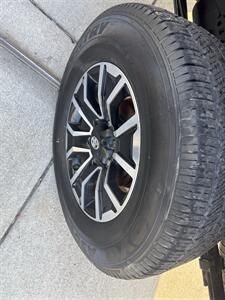 2022 Toyota Tacoma SR5 V6 TRD - Photo 13 - North Hollywood, CA 91606