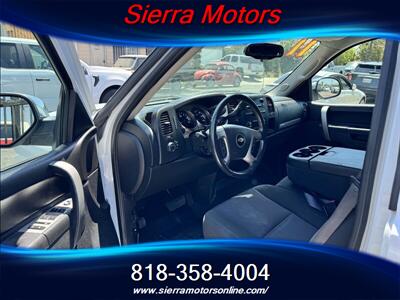 2011 Chevrolet Silverado 1500 LT   - Photo 8 - North Hollywood, CA 91606