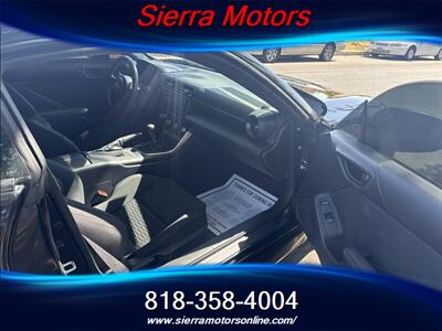 2024 Toyota GR86 PREMIUM - Photo 12 - North Hollywood, CA 91606