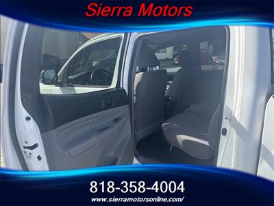 2015 Toyota Tacoma PreRunner V6   - Photo 8 - North Hollywood, CA 91606