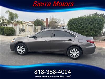 2017 Toyota Camry LE   - Photo 8 - North Hollywood, CA 91606