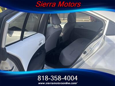 2025 Toyota Corolla SE - Photo 8 - North Hollywood, CA 91606