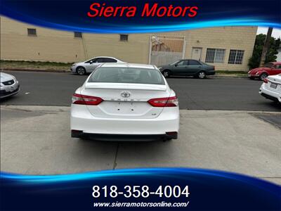 2020 Toyota Camry LE   - Photo 5 - North Hollywood, CA 91606