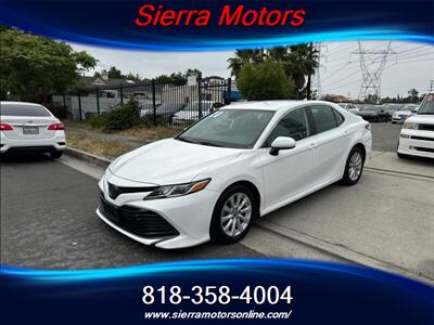 2020 Toyota Camry LE   - Photo 3 - North Hollywood, CA 91606