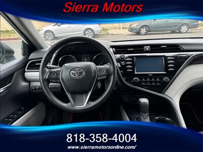 2020 Toyota Camry LE   - Photo 7 - North Hollywood, CA 91606