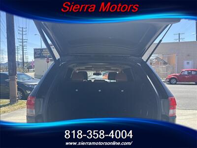 2011 Jeep Grand Cherokee Overland   - Photo 12 - North Hollywood, CA 91606