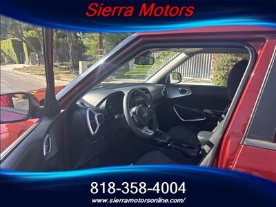 2023 Kia Soul LX - Photo 8 - North Hollywood, CA 91606