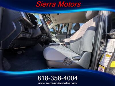 2019 Toyota Tacoma SR5 V6 - Photo 9 - North Hollywood, CA 91606