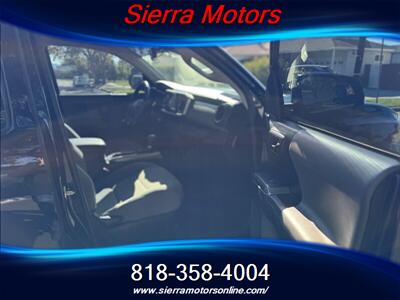 2019 Toyota Tacoma SR5 V6 - Photo 13 - North Hollywood, CA 91606