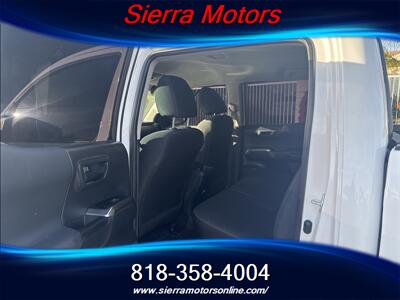 2022 Toyota Tacoma SR5 V6 - Photo 10 - North Hollywood, CA 91606