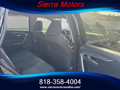 2024 Toyota RAV4 XLE   - Photo 10 - North Hollywood, CA 91606
