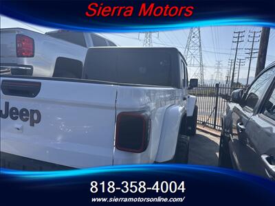 2020 Jeep Gladiator Sport   - Photo 4 - North Hollywood, CA 91606