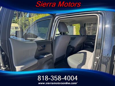 2019 Toyota Tacoma SR5 V6   - Photo 8 - North Hollywood, CA 91606