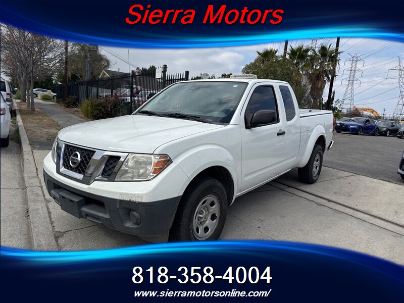 2015 Nissan Frontier S   - Photo 1 - North Hollywood, CA 91606