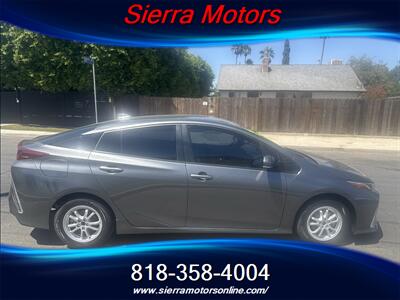 2021 Toyota Prius Prime XLE   - Photo 8 - North Hollywood, CA 91606