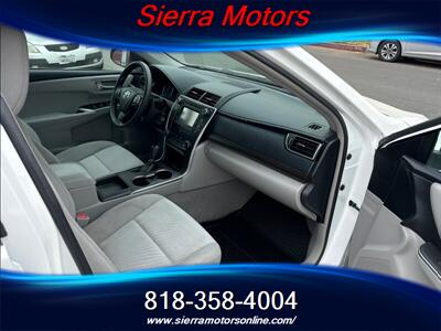 2016 Toyota Camry LE   - Photo 8 - North Hollywood, CA 91606