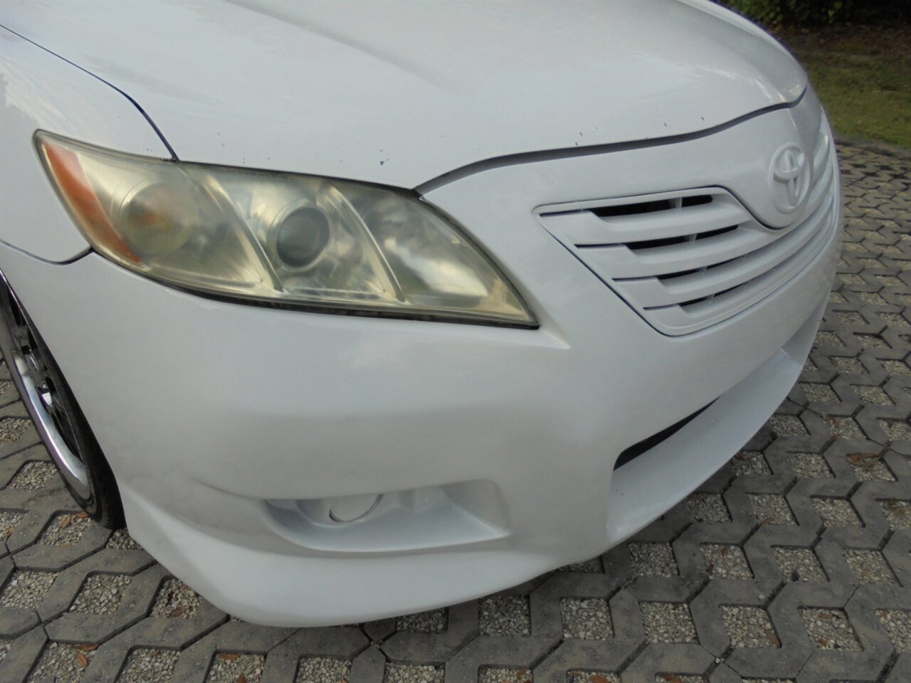 2007 Toyota Camry LE   - Photo 6 - Deland, FL 32720