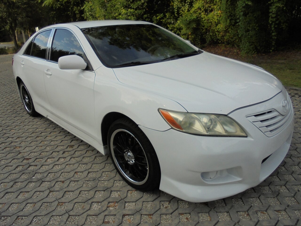 2007 Toyota Camry LE   - Photo 1 - Deland, FL 32720