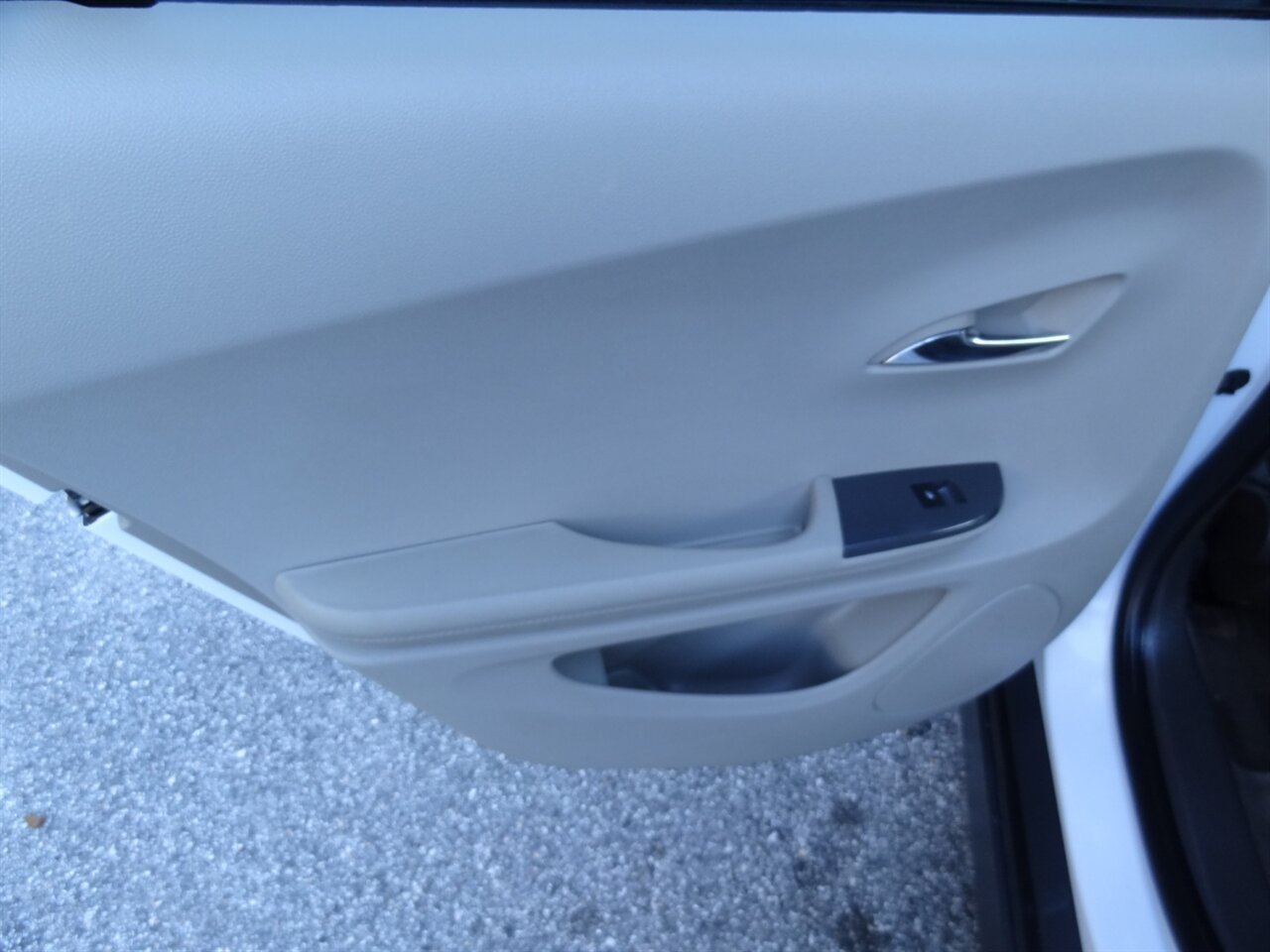 2015 Chevrolet Volt Premium   - Photo 35 - Deland, FL 32720