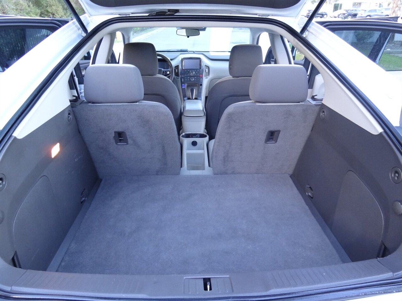 2015 Chevrolet Volt Premium   - Photo 36 - Deland, FL 32720