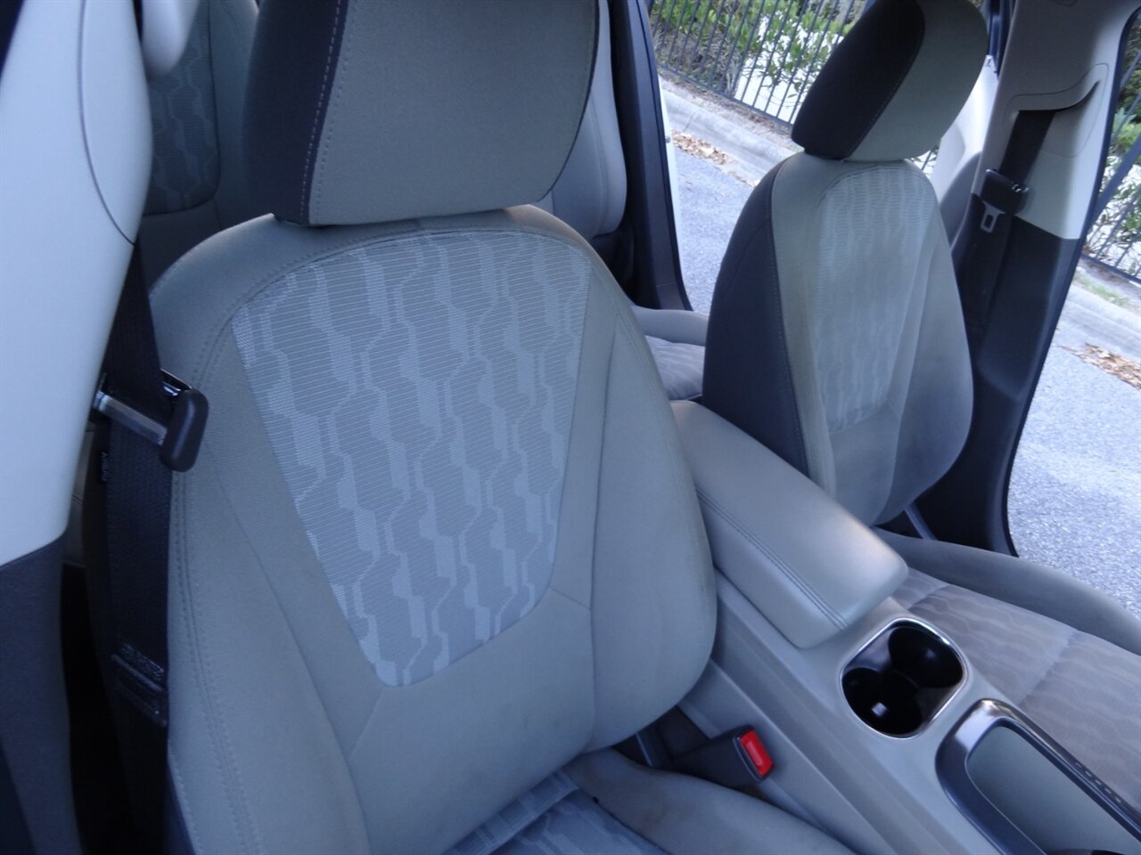 2015 Chevrolet Volt Premium   - Photo 42 - Deland, FL 32720