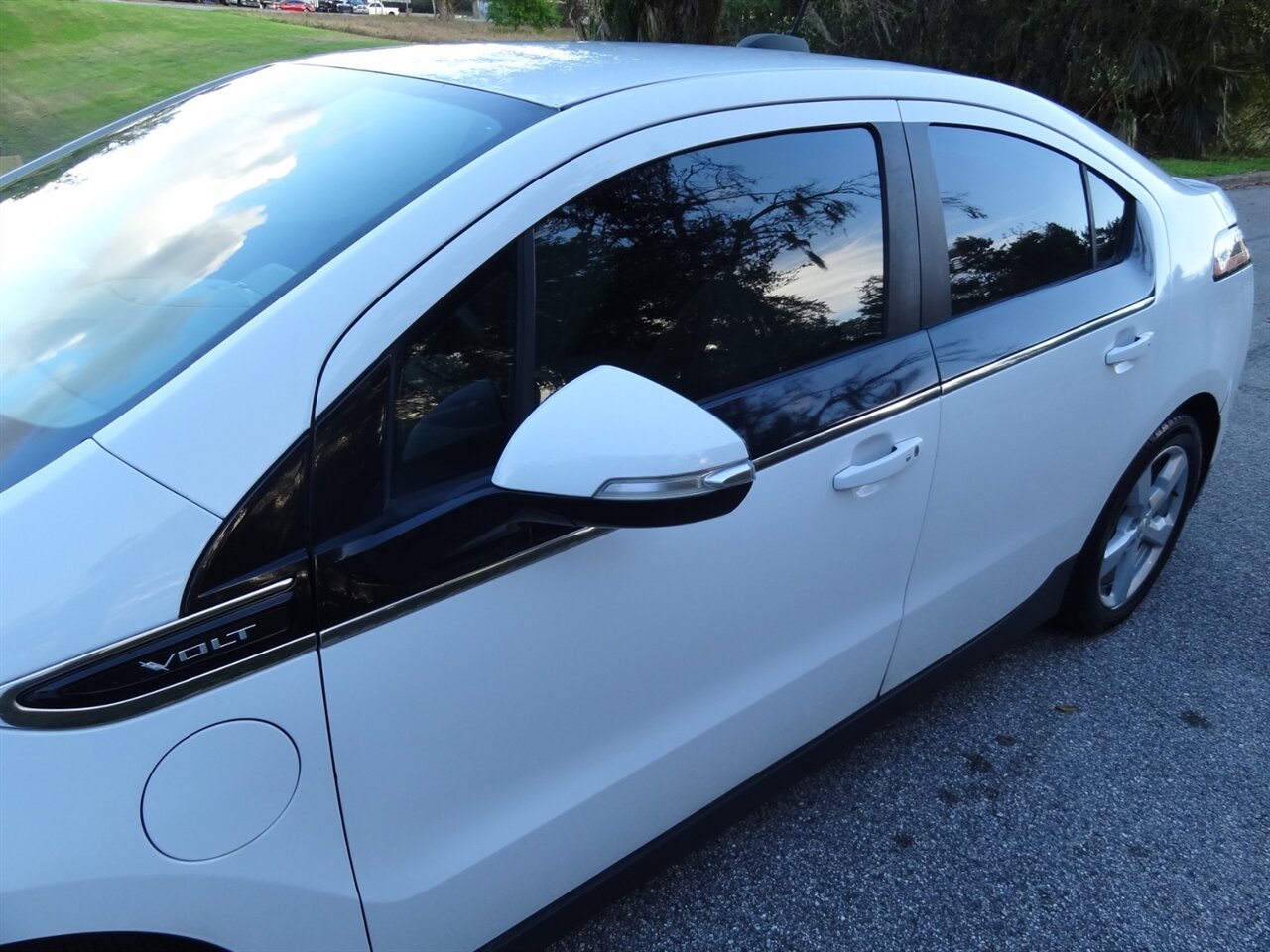 2015 Chevrolet Volt Premium   - Photo 11 - Deland, FL 32720