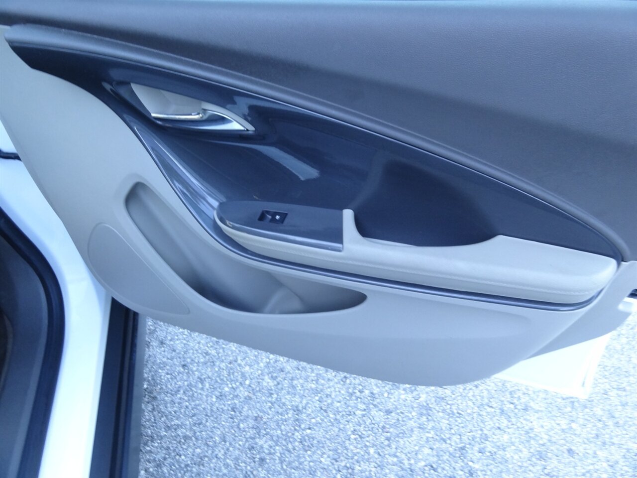 2015 Chevrolet Volt Premium   - Photo 44 - Deland, FL 32720