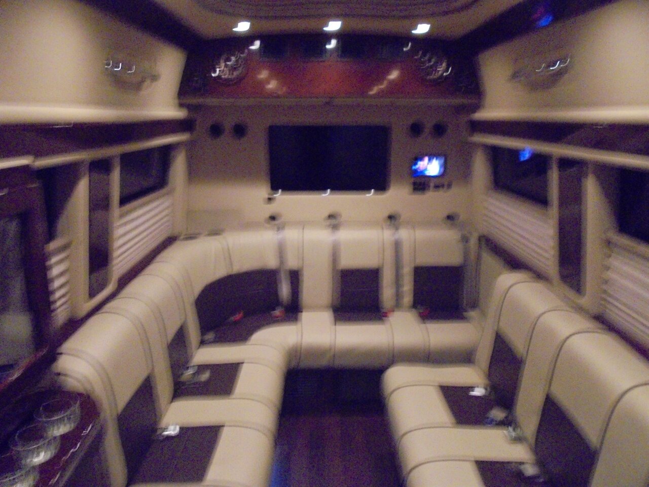 2011 Mercedes-Benz Sprinter Midwest Automotive Design  Daycruiser - Photo 27 - Deland, FL 32720