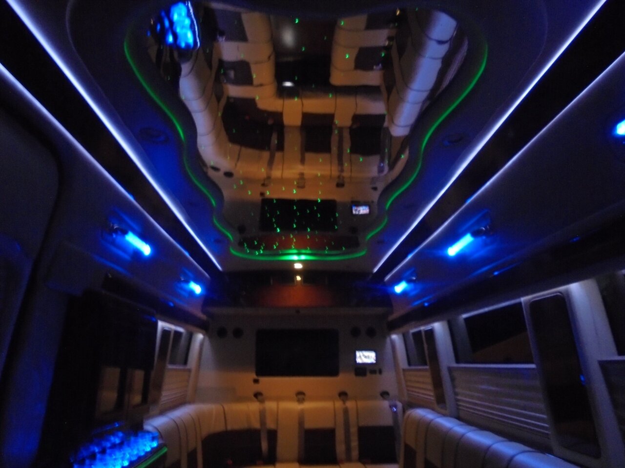 2011 Mercedes-Benz Sprinter Midwest Automotive Design  Daycruiser - Photo 31 - Deland, FL 32720