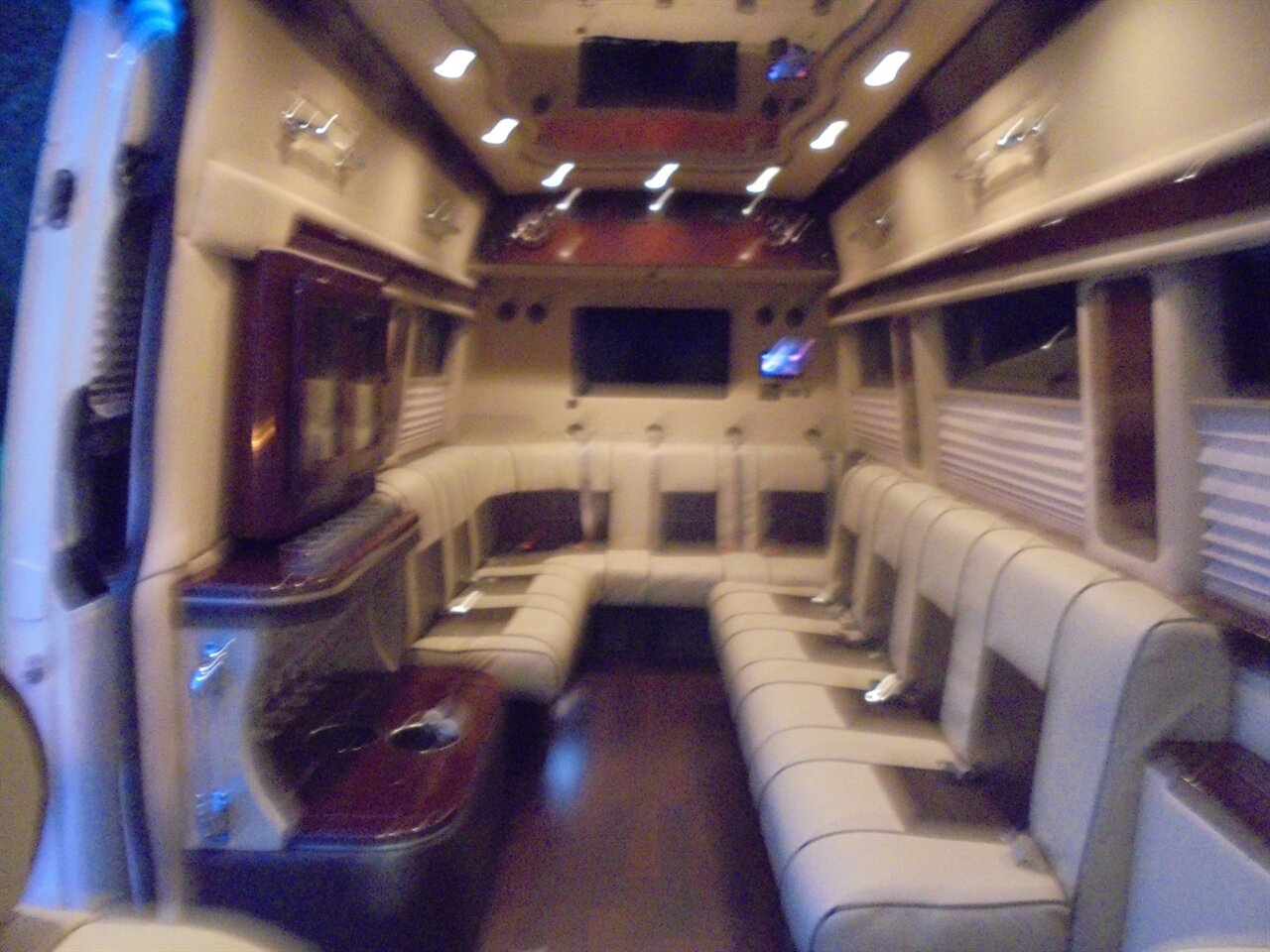 2011 Mercedes-Benz Sprinter Midwest Automotive Design  Daycruiser - Photo 24 - Deland, FL 32720