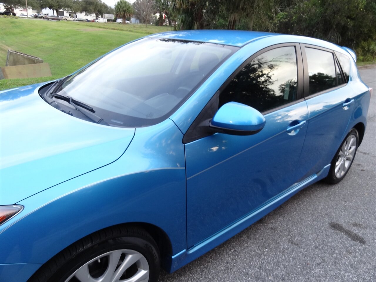 2011 Mazda Mazda3 s Sport   - Photo 9 - Deland, FL 32720