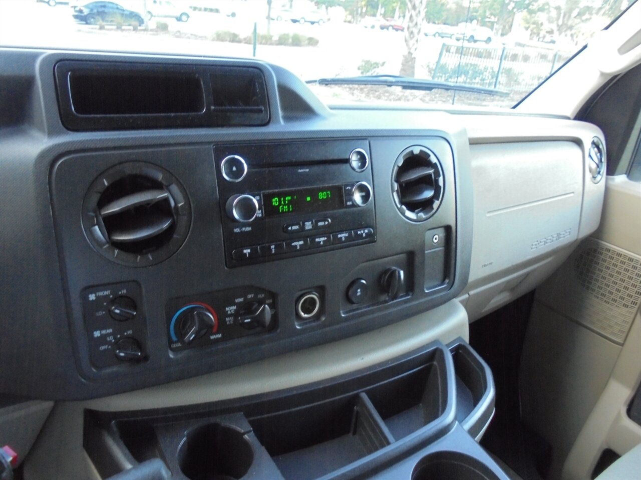 2009 Ford E-350 SD XLT  Handicap equipped VMI - Photo 54 - Deland, FL 32720