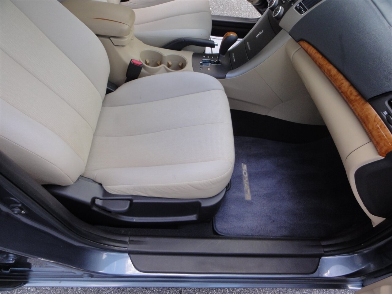 2010 Hyundai SONATA GLS - Photo 35 - Deland, FL 32720