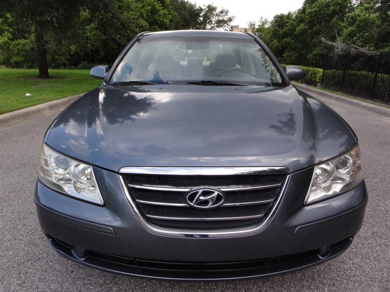2010 Hyundai SONATA GLS - Photo 5 - Deland, FL 32720
