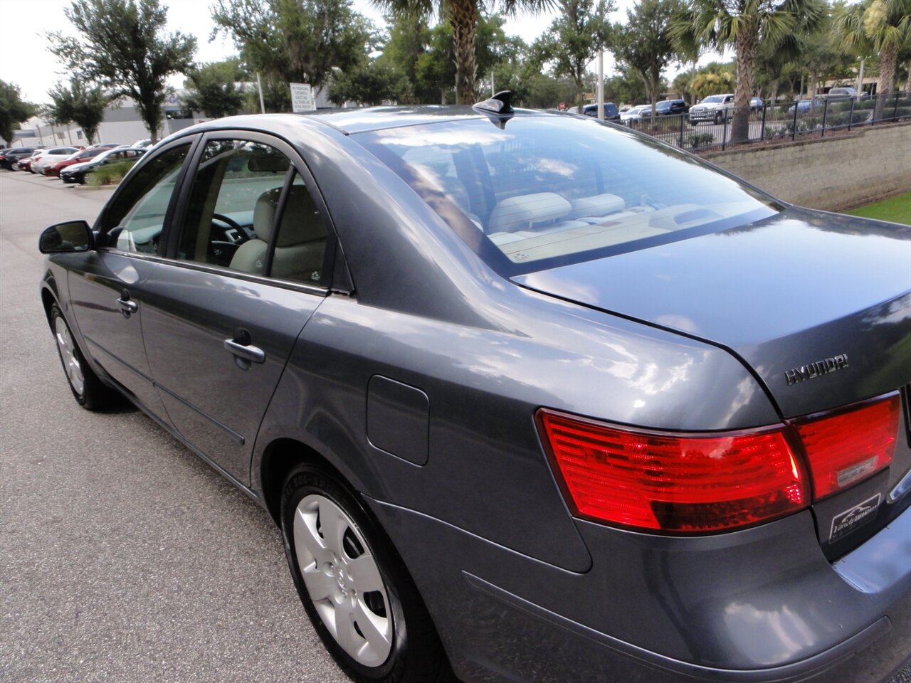 2010 Hyundai SONATA GLS - Photo 13 - Deland, FL 32720