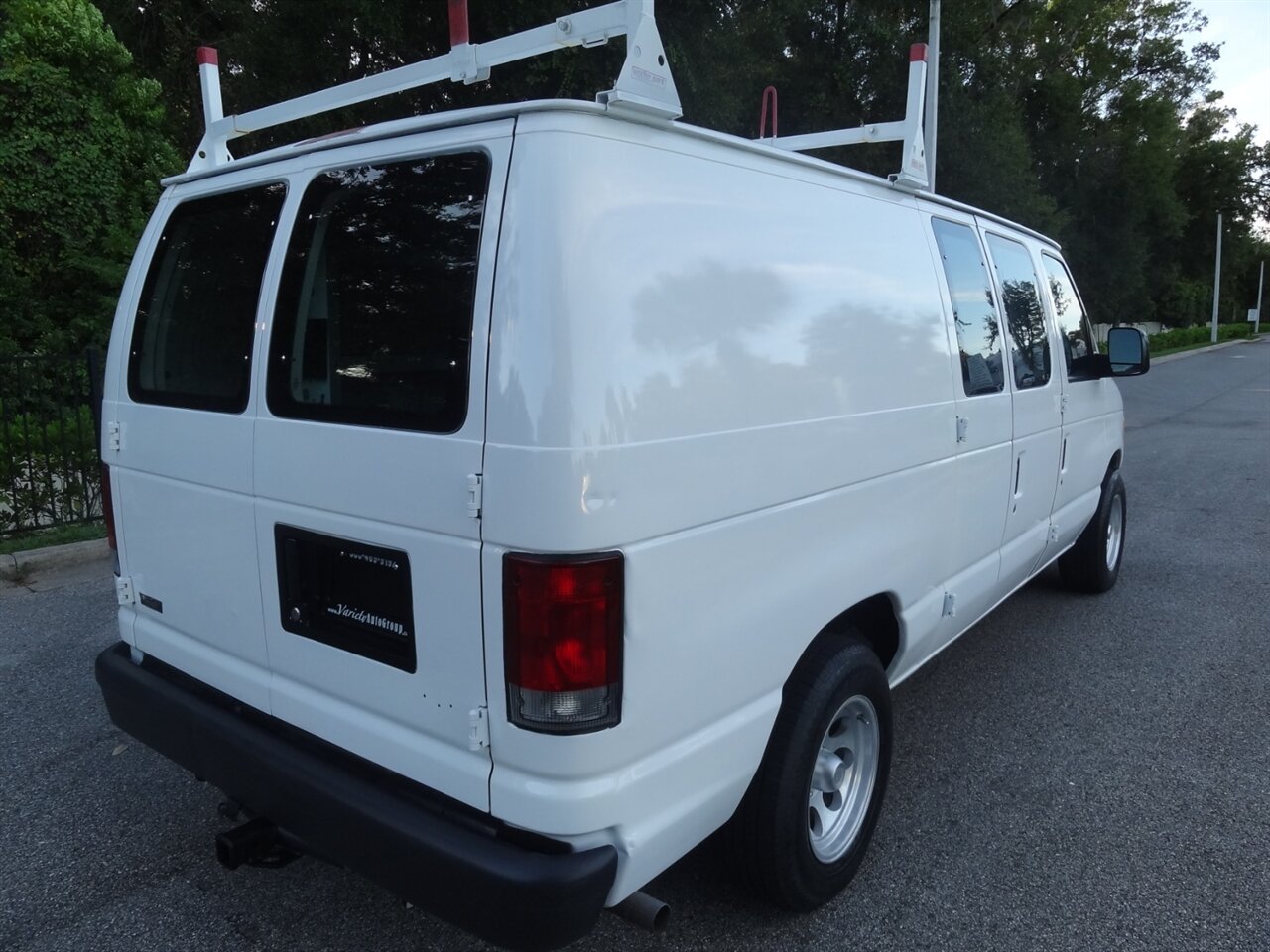 2006 Ford E-150   - Photo 3 - Deland, FL 32720