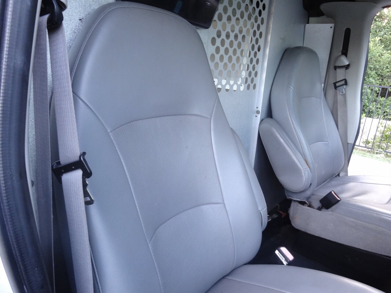 2006 Ford E-150   - Photo 46 - Deland, FL 32720