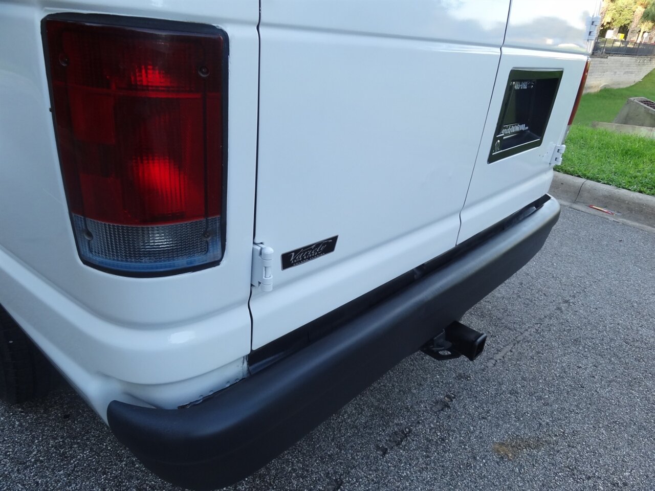 2006 Ford E-150   - Photo 23 - Deland, FL 32720